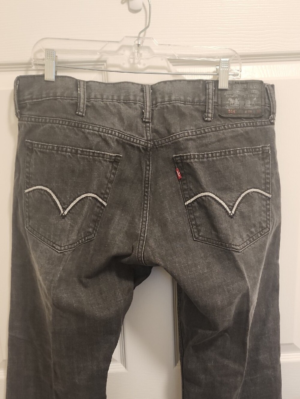 514 Levi's Jeans - 38 X 30 - Picture 5 of 9